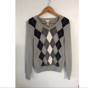 Izod argyle v-neck sweater